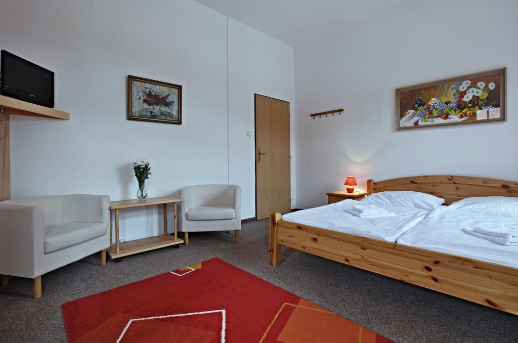 تشيرني دول Hotel Posta المظهر الخارجي الصورة