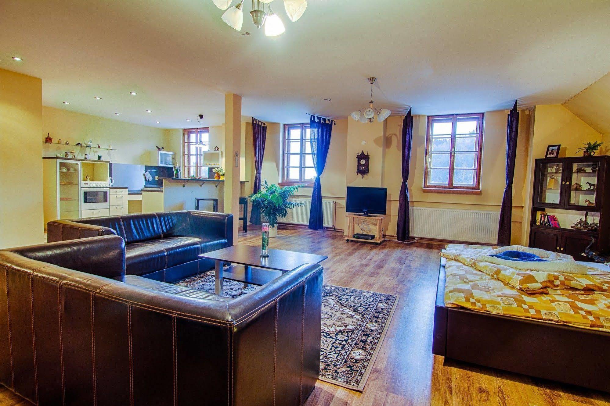تشيرني دول Hotel Posta المظهر الخارجي الصورة